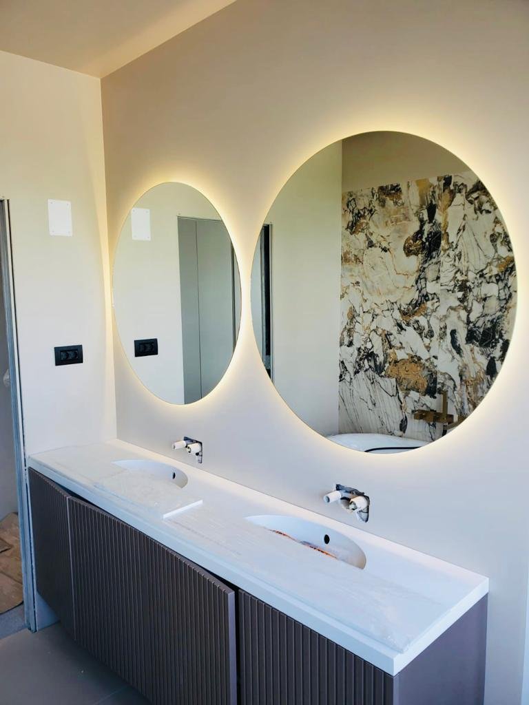 Oglindă cu fazetă 25 mm pentru hotel în stil clasic